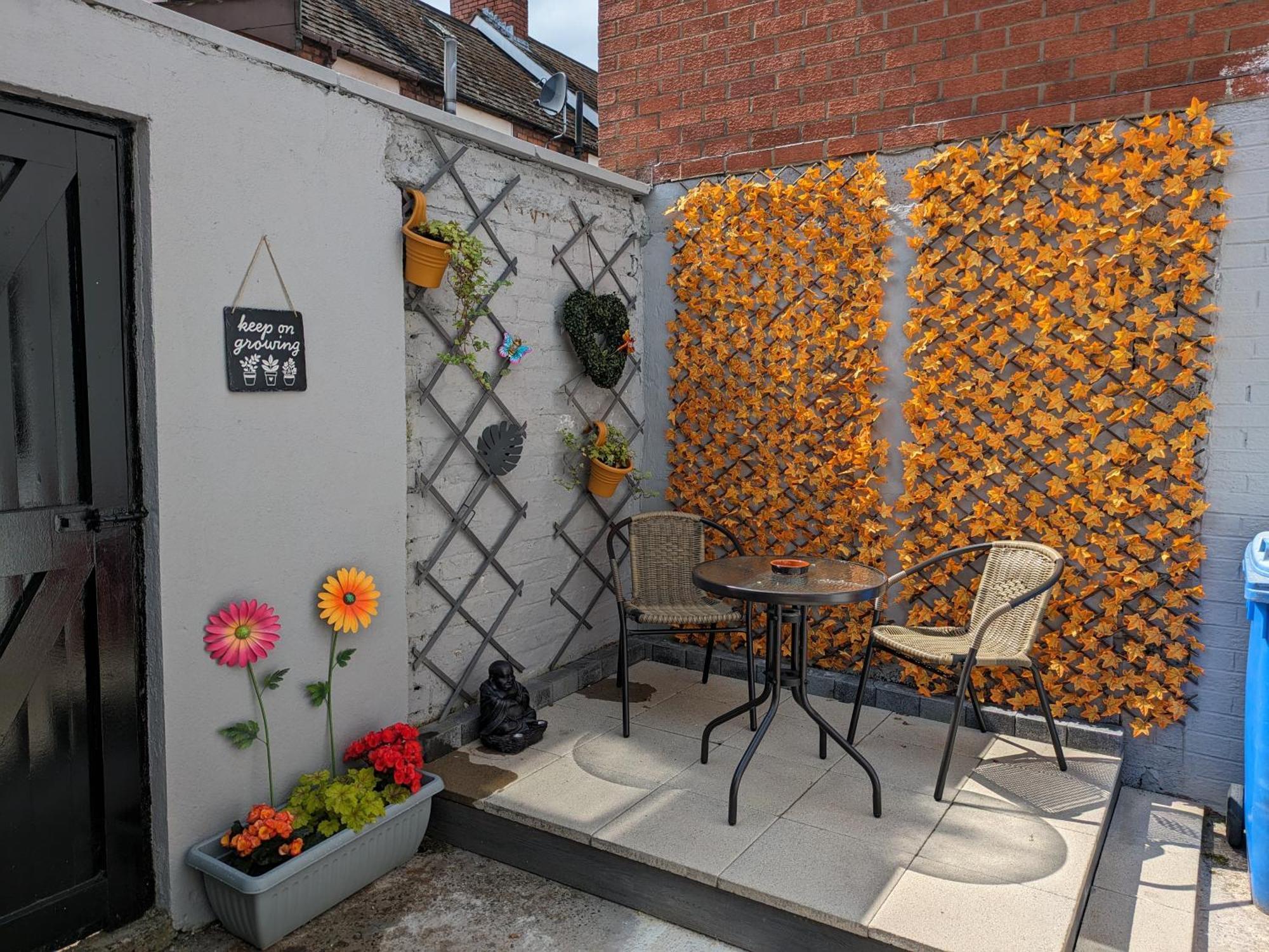 Maire Toireasa - Cosy Refurbished Property In The Gaeltacht Quarter Belfast Chambre photo